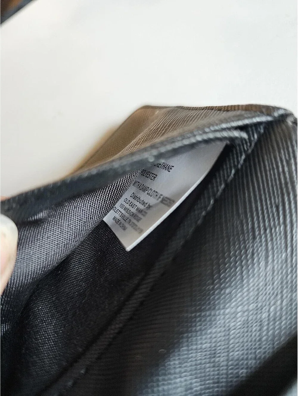 N/A black woven